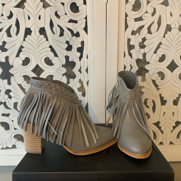 Booties - Picture 3 of 5